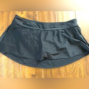 Kona sol Black Swimming skirt size L high coverage